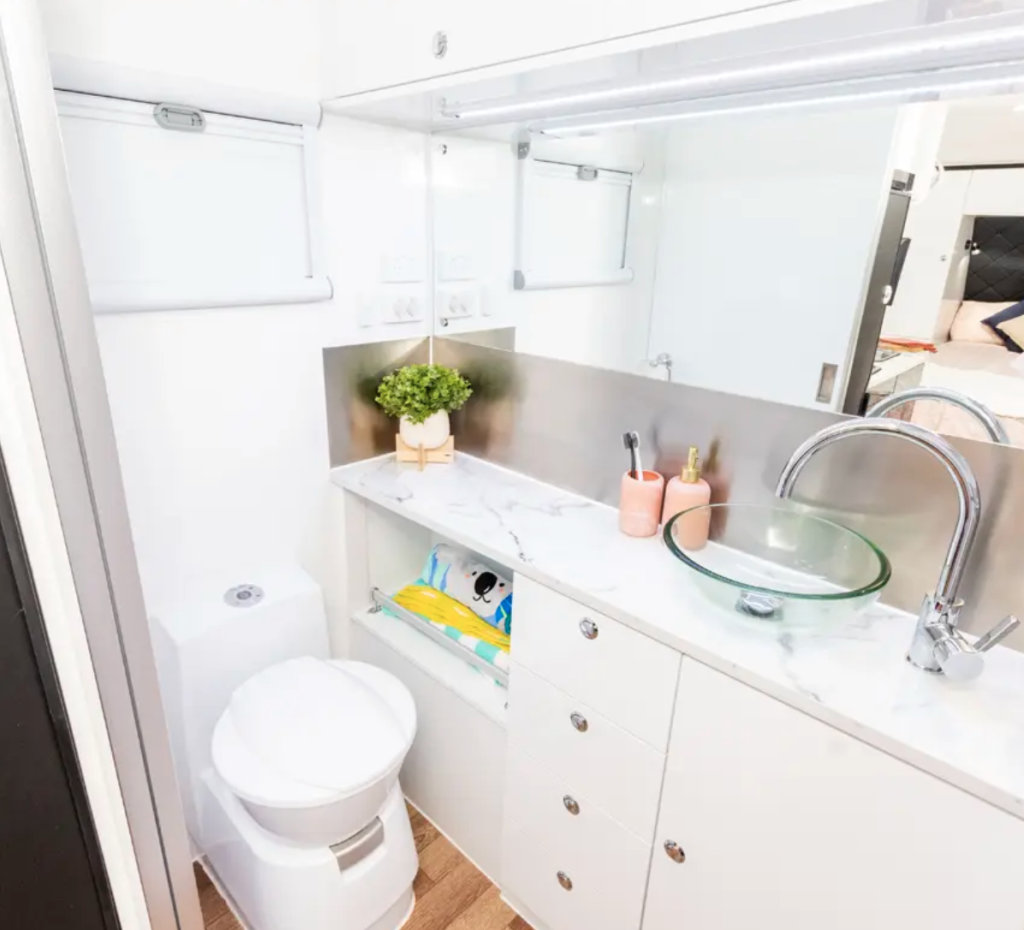 Dry Bath in MDC USA Travel Trailer With Cassette Toilet